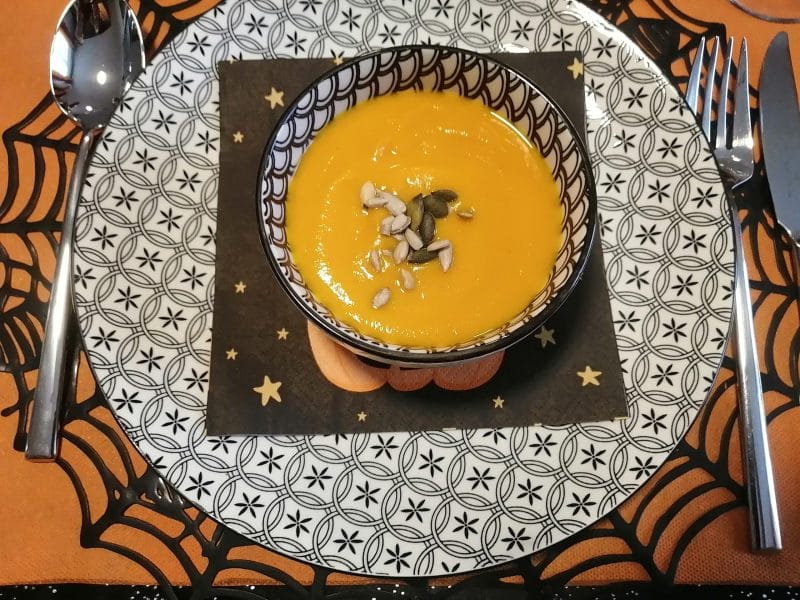 Cliquez pour zoomer ! Soupe de potimarron à l’orange et au gingembre Thermomix par caroline_877