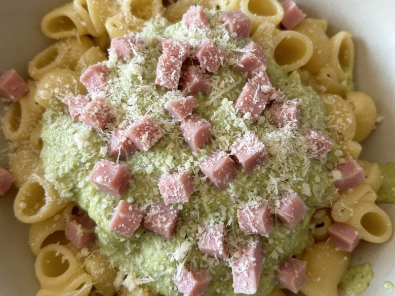 Cliquez pour zoomer ! Farfalle à la crème de courgettes Thermomix par Celinette301