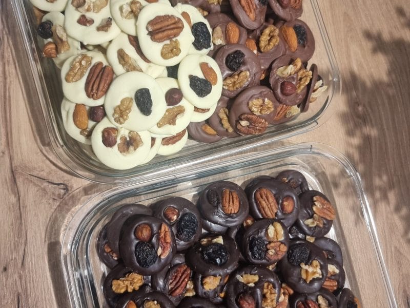 Cliquez pour zoomer ! Mendiants au chocolat Thermomix par aurelia_129
