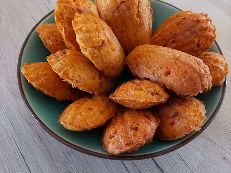 Cliquez pour zoomer ! Madeleines au chorizo Thermomix par Cece 1669