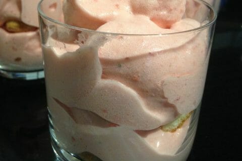 Cliquez pour zoomer ! Mousse de fraises Thermomix par Olena