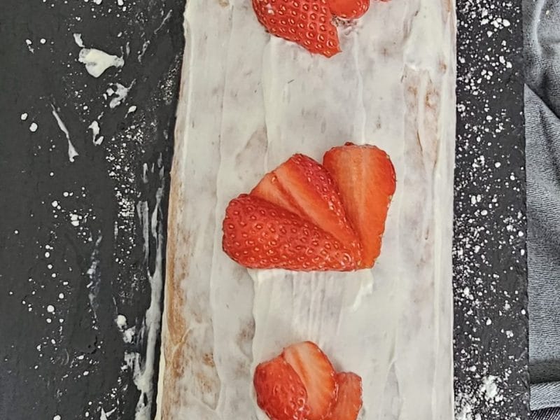 Cliquez pour zoomer ! Fraisier roulé Thermomix par jennifer_558