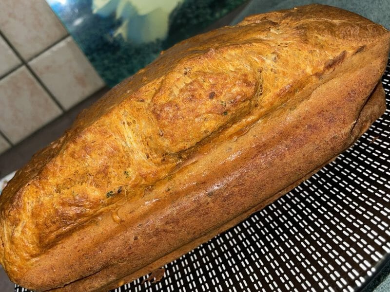 Cliquez pour zoomer ! Cake au thon Thermomix par Mamz’elle’C