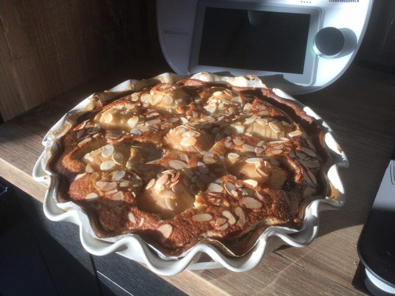 Cliquez pour zoomer ! Tarte aux poires sur lit de chocolat Thermomix par Solmar
