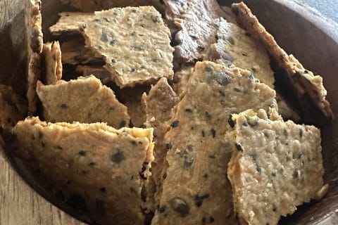 Cliquez pour zoomer ! Crackers salés à l’emmental et aux graines Thermomix par hellodie71