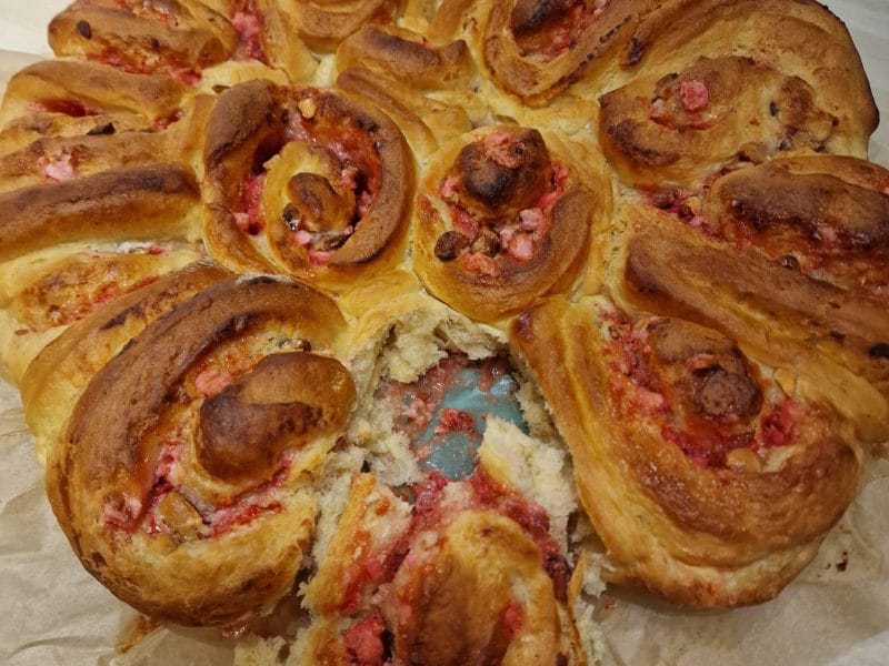 Cliquez pour zoomer ! Brioche aux pralines roses Thermomix par sonia_528