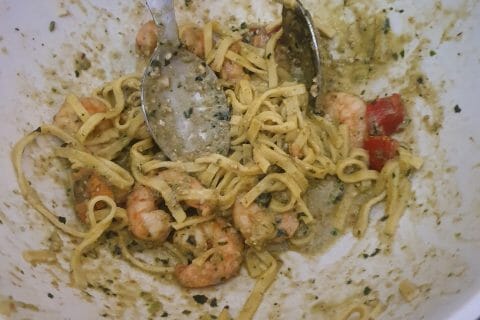 Cliquez pour zoomer ! Farfalle au pesto et crevettes Thermomix par cocopop555