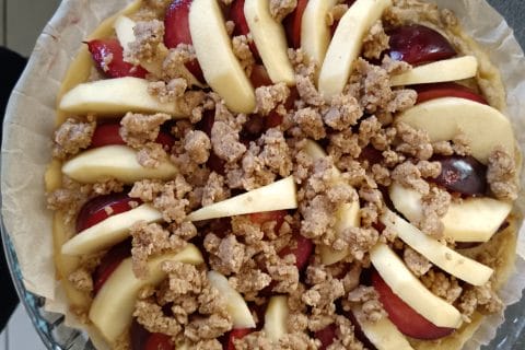 Cliquez pour zoomer ! Tarte briochée aux prunes avec streusel Thermomix par nina_429