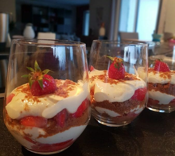 Cliquez pour zoomer ! Tiramisu aux framboises et spéculoos Thermomix par Harixa