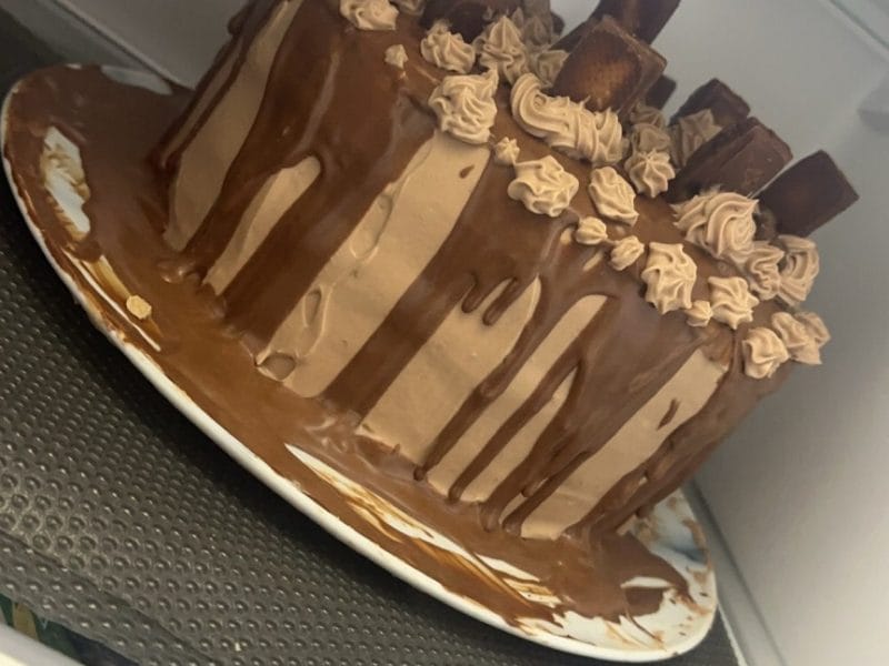 Cliquez pour zoomer ! Layer cake Kinder Bueno Thermomix par Elwarda69