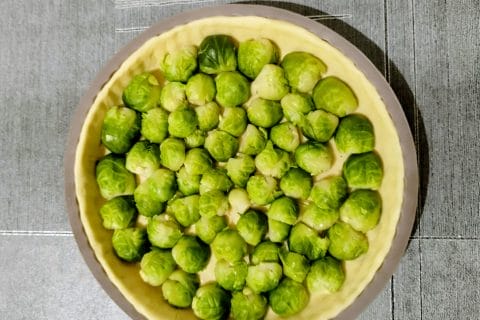 Cliquez pour zoomer ! Quiche aux choux de Bruxelles et lardons Thermomix par L'Alsacienne