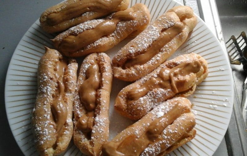 Cliquez pour zoomer ! Éclairs fraises chantilly Thermomix par Jadaxel