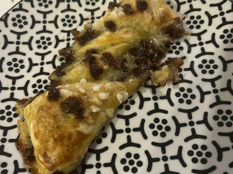 Cliquez pour zoomer ! Torsades crème pâtissière et pépites de chocolat Thermomix par jesslylou