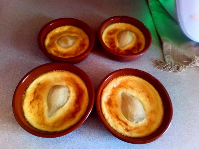 Cliquez pour zoomer ! Petits flans à la poire Thermomix par Tiph677