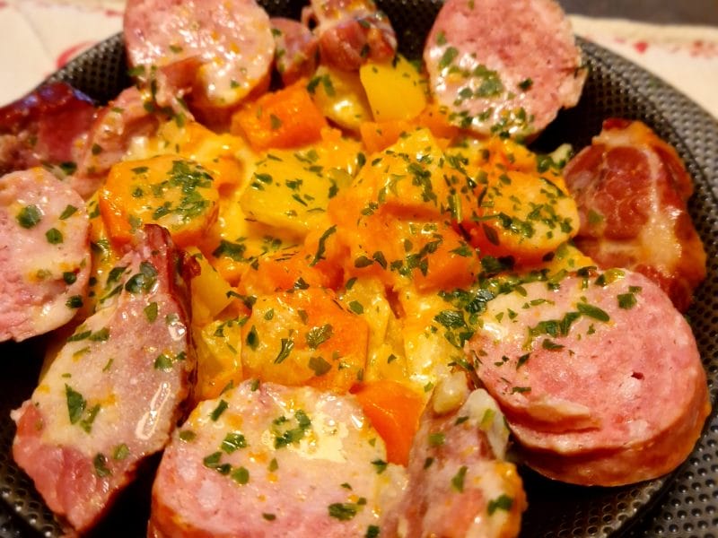 Cliquez pour zoomer ! Potée carottes, chou-rave et saucisses Thermomix par naturailes