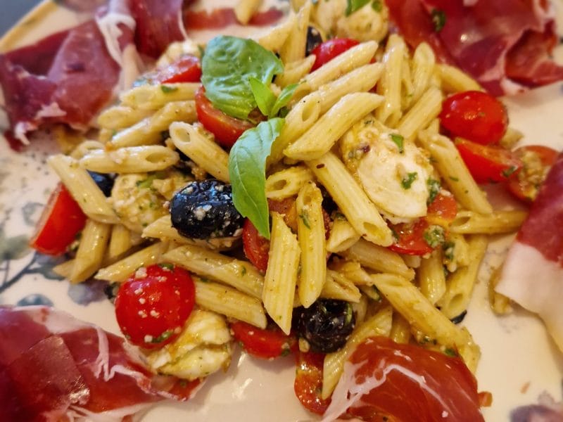 Cliquez pour zoomer ! Salade de pâtes caprese Thermomix par naturailes