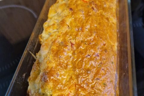 Cliquez pour zoomer ! Cake chorizo, poivrons et feta Thermomix par naturailes