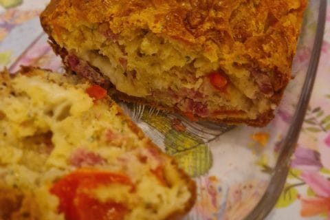 Cliquez pour zoomer ! Cake chorizo, poivrons et feta Thermomix par naturailes
