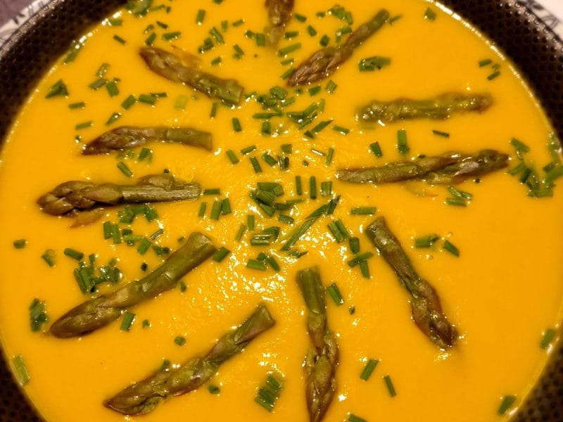 Cliquez pour zoomer ! Velouté d’asperges et carottes Thermomix par naturailes