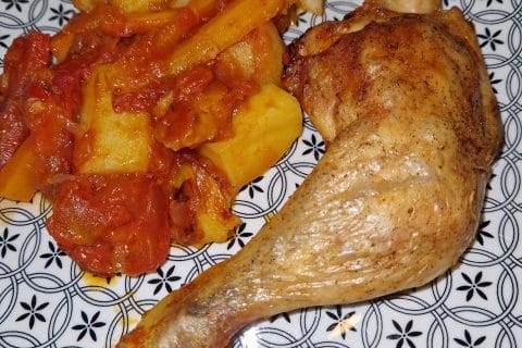 Cliquez pour zoomer ! Poulet aux pommes de terre, poivron et tomates Thermomix par naturailes