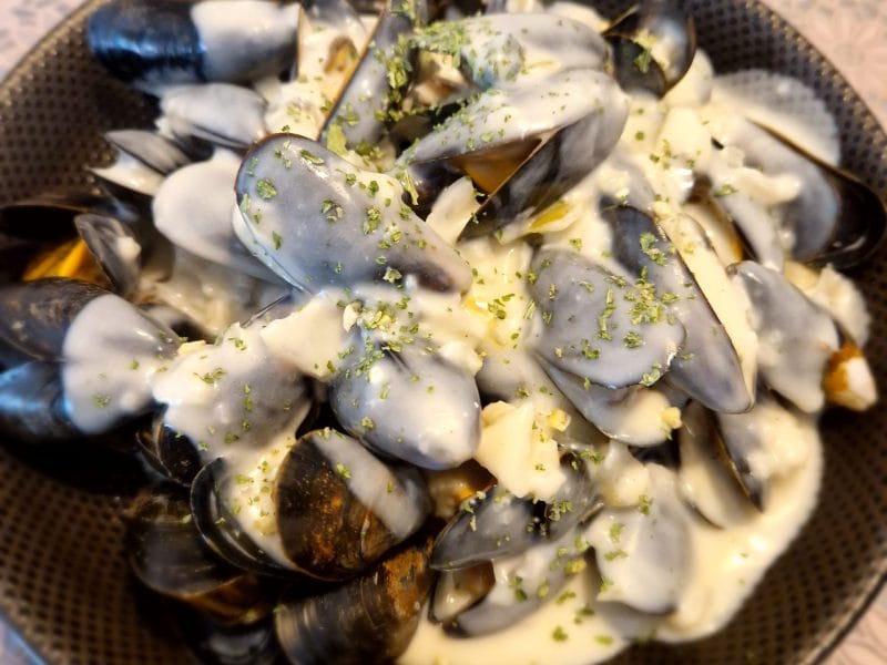 Cliquez pour zoomer ! Moules sauce au roquefort Thermomix par naturailes