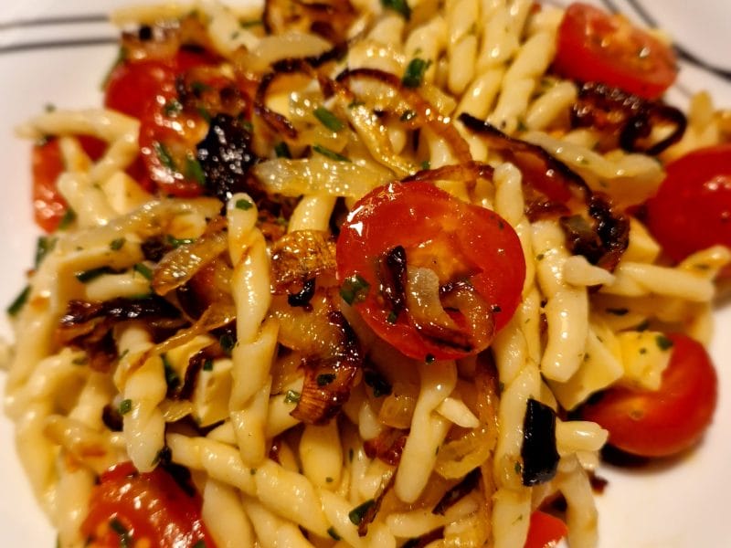 Cliquez pour zoomer ! Salade d’ebly, oignon caramélisé & mozzarella Thermomix par naturailes