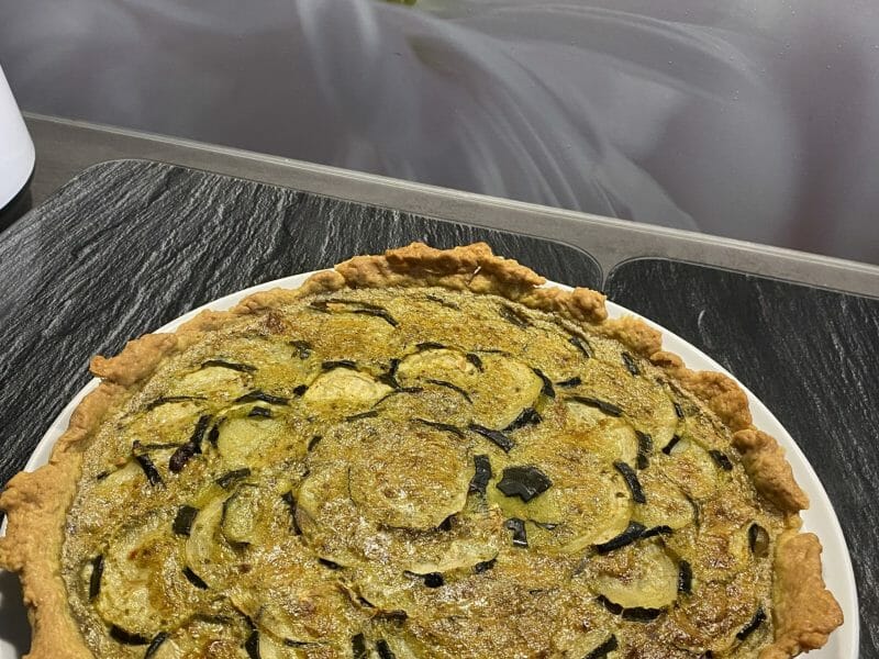 Cliquez pour zoomer ! Tarte aux courgettes et au pesto Thermomix par gervari18