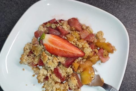 Cliquez pour zoomer ! Crumble fraise rhubarbe et noix de coco Thermomix par souwws