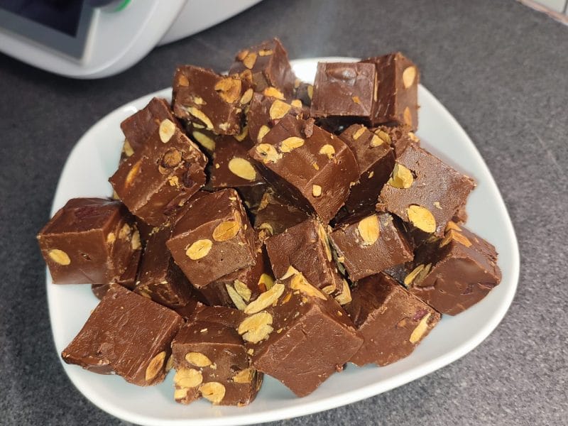 Cliquez pour zoomer ! Caramiel au chocolat et fruits secs Thermomix par souwws