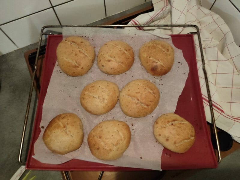 Cliquez pour zoomer ! Petits pains aux dattes Thermomix par chante_1