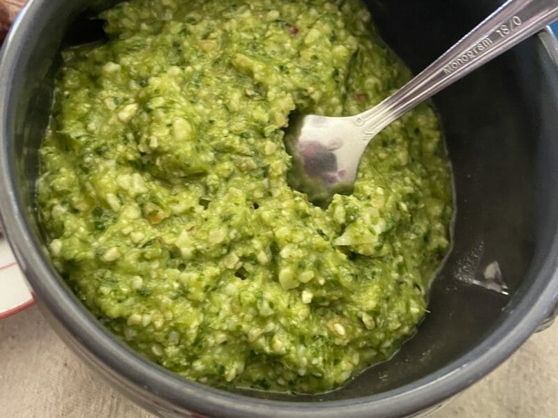 Cliquez pour zoomer ! Pesto aux fanes de radis Thermomix par MarionBlanc