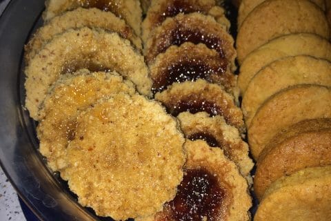 Cliquez pour zoomer ! Biscuits à la confiture – Jam drops au Thermomix