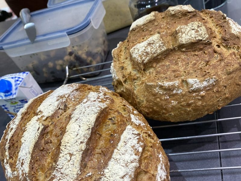 Cliquez pour zoomer ! Pain Cocotte Thermomix par Lesonglesdelyvie