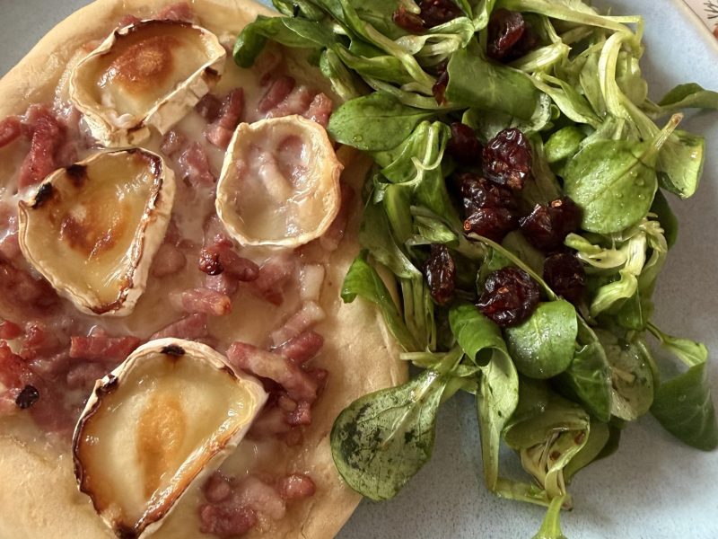 Cliquez pour zoomer ! Fougasse chèvre et lardons Thermomix par michaelad