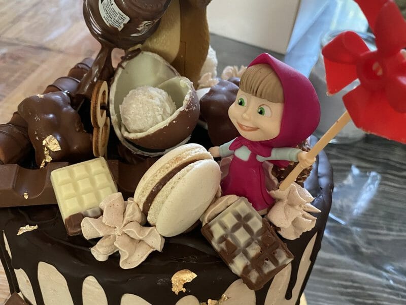 Cliquez pour zoomer ! Layer cake Kinder Bueno Thermomix par evelyne2205