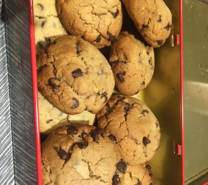 Cliquez pour zoomer ! Cookies aux éclats de pralines roses et pépites de chocolat Thermomix par Angeldjx