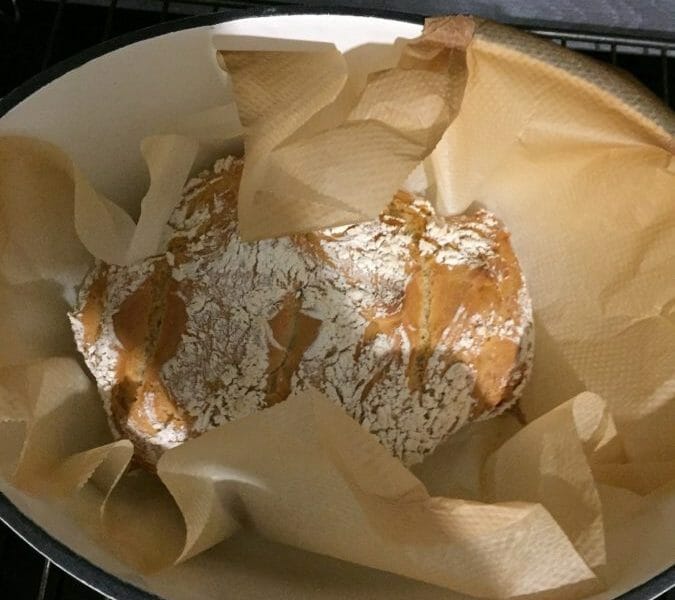 Cliquez pour zoomer ! Pain Cocotte Thermomix par Jesszara