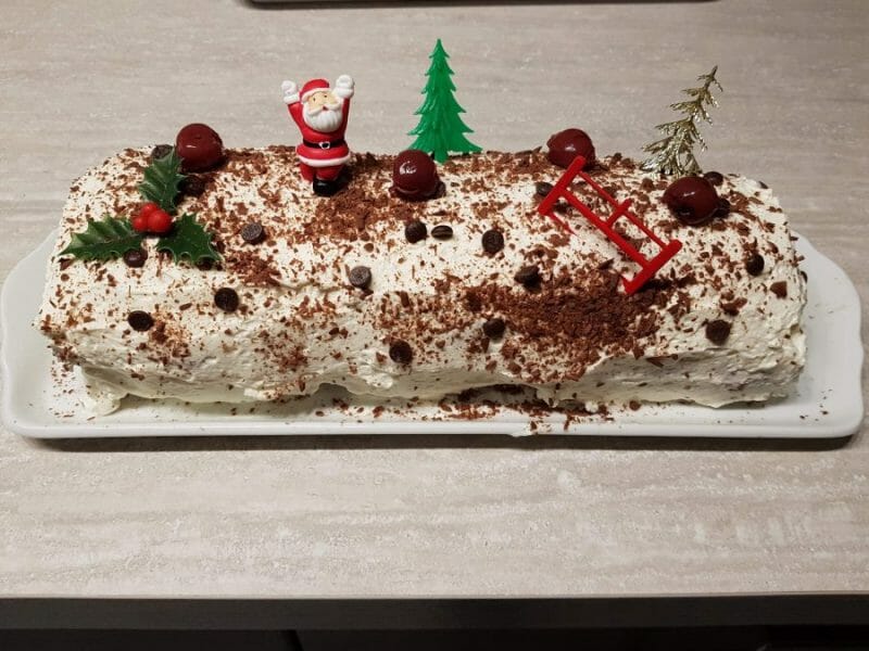Buche Foret Noire Au Thermomix Cookomix Buche Foret Noire Au Thermomix Cookomix
