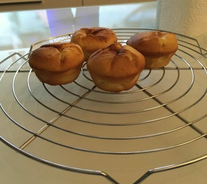 Cliquez pour zoomer ! Fondants au citron, coeur de lemon curd Thermomix par Elsa06100