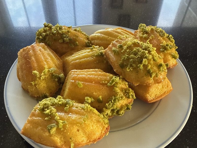 Cliquez pour zoomer ! Madeleines au safran, orange et miel Thermomix par Pilgut