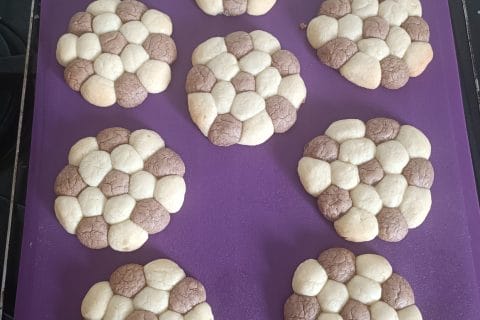 Cliquez pour zoomer ! Biscuits ballon de foot Thermomix par lilounalohan