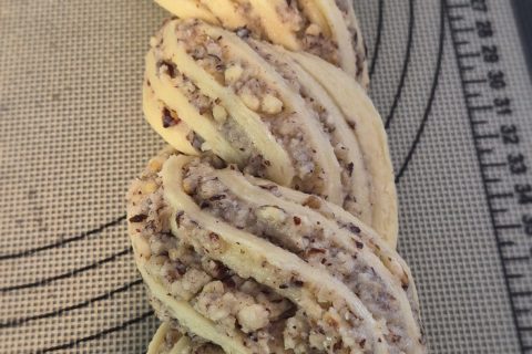 Cliquez pour zoomer ! Brioche tressée aux noisettes Thermomix par Tatine74