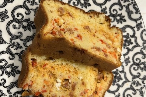 Cliquez pour zoomer ! Cake chorizo, poivrons et feta Thermomix par David