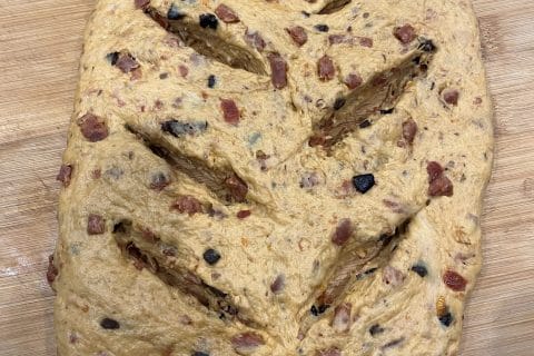 Cliquez pour zoomer ! Fougasse au chorizo et tomates séchées Thermomix par David