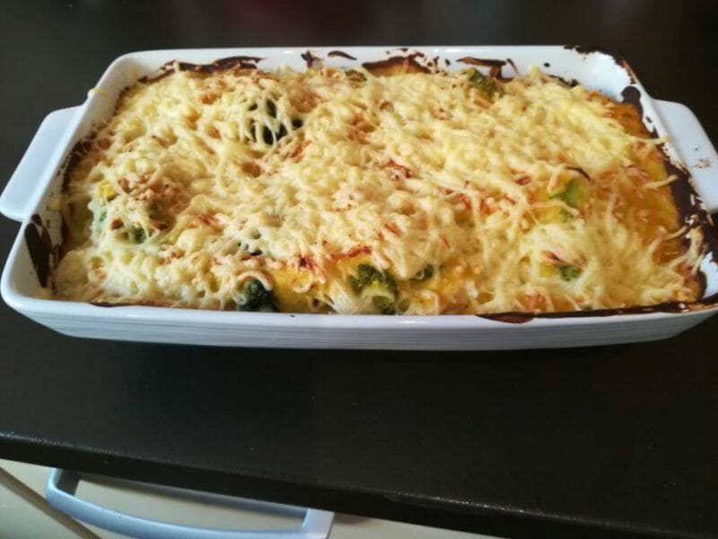 Cliquez pour zoomer ! Gratin de poulet et brocolis Thermomix par Dobbyplym