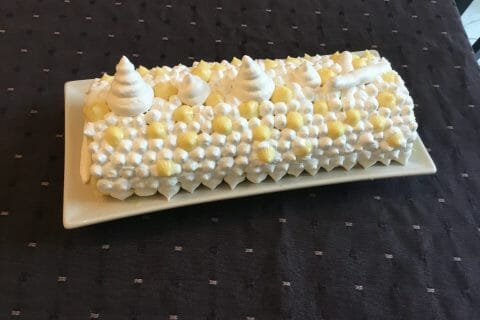 Cliquez pour zoomer ! Bûche au citron meringuée Thermomix par Marge.S