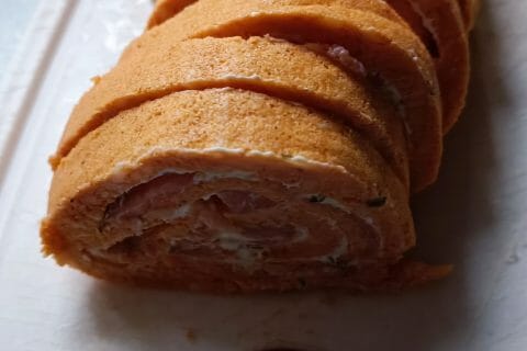 Cliquez pour zoomer ! Roulé à la tomate, saumon et fromage Thermomix par Indofan