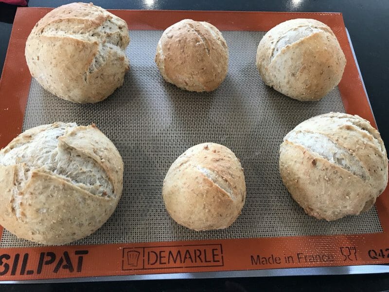 Cliquez pour zoomer ! Petits pains aux céréales Thermomix par Ju-Del22