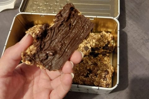 Cliquez pour zoomer ! Barres de céréales à l’avoine, noisettes, banane et chocolat Thermomix par rinette69